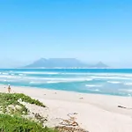 Modern 1 Bedroom In Blouberg